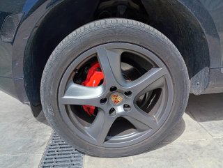 Porsche Cayenne 2004