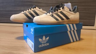 Adidas Gazelle Beige/Negro Talla 40 – NUEVAS