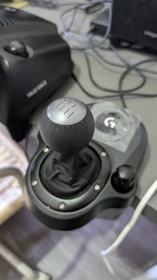 Volante Logitech G923 SE Trueforce