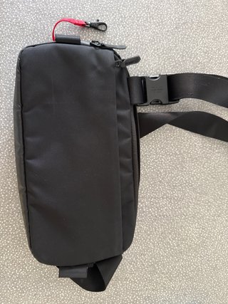 Bandolera Tomtoc T21 3L Negra