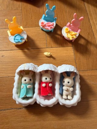Pack Carruaje Sylvanian Families  + bebés