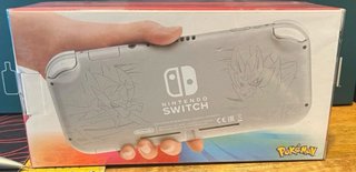 Nintendo Switch Lite Edición Zacian y Zamazenta