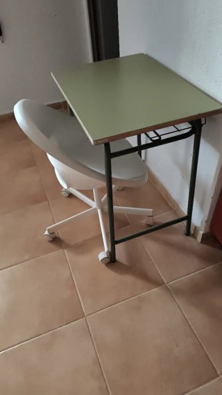Mesa y Silla de Estudio
