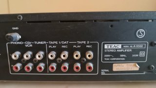 Amplificador Estéreo Integrado TEAC AX-550 DC