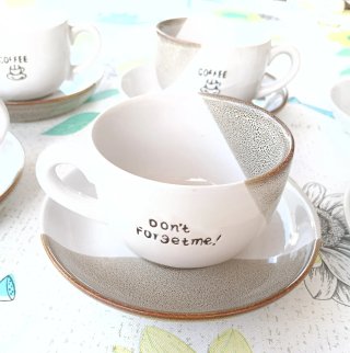 Juego de café 6 tazas y tetera, lechera, azucarero