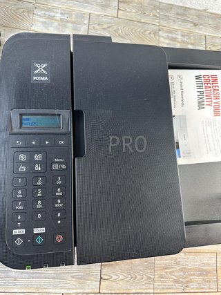 Impresora Canon negra