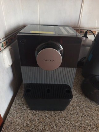 Cafetera Cecotec Super Automática