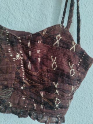 Top Pull&Bear estampado marrón
