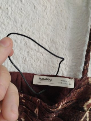 Top Pull&Bear estampado marrón