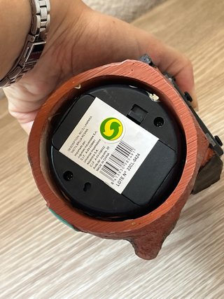 Reloj Bruja con Esqueleto y Bola de Cristal