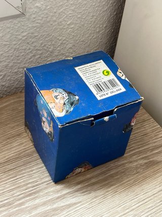 Reloj Bruja con Esqueleto y Bola de Cristal