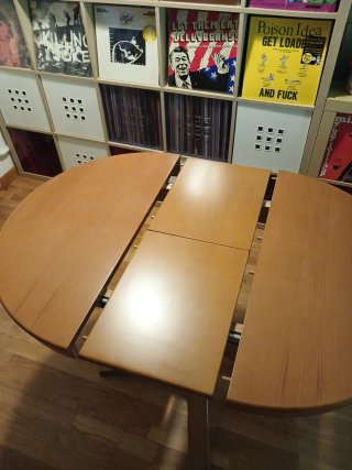 Mesa extensible de madera
