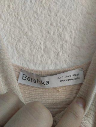Vestido Bershka beige tirantes