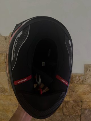 Casco Scorpion Bautista