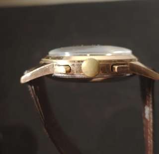 Reloj ASIC Chronographe Suisse Dorado