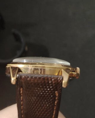Reloj ASIC Chronographe Suisse Dorado
