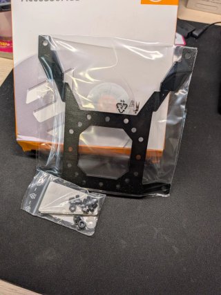 EK Loop Uni Pump Reservoir Bracket 140mm