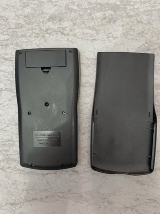 Calculadora Científica ILS 209010 + Funda