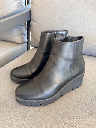 Stivaletti neri donna n. 36