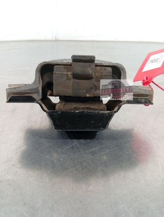 SOPORTE MOTOR IZQUIERDO Volkswagen Passat Berlina (3C2)(2005->)
