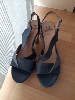 Sandalias Wonders Talla 40 Azul/Gris. Piel