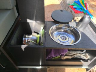 Mueble Camper con Cocina y Almacenamiento
