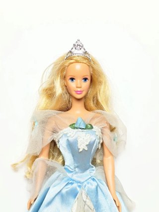 Barbie Bella Durmiente Princesa