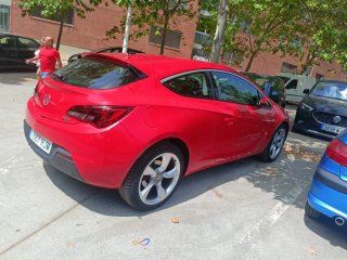 Opel Astra 2012