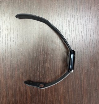 Apple Watch Series 7 Space Gray.