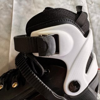 Pattini in linea neri e bianchi Tg S EU 29-32
