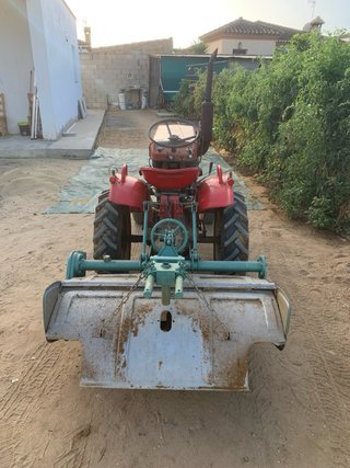 Tractor Yanmar YM 1300,13 caballos