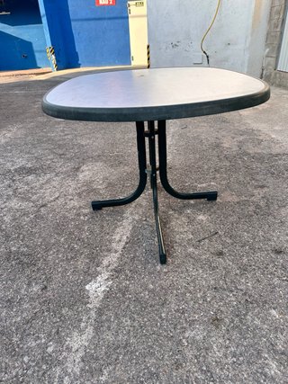 Mesa de terraza ovalada