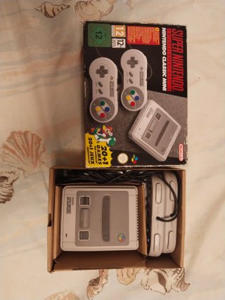 Nintendo Super NES Classic Mini