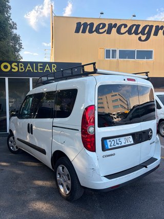 Opel Combo Tour Expression 1.3 CDTI 90 CV L1 H1 EU5