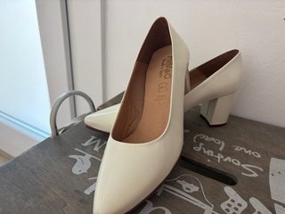Zapatos miMaO Piel Charol Beige/Blanco Talla 40.