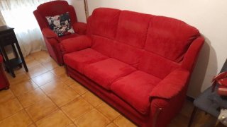 Sofá de 3 plazas en terciopelo rojo