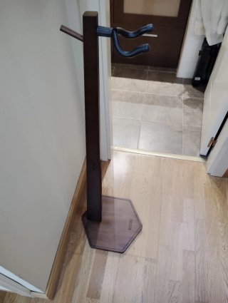 Soporte de madera para guitarra