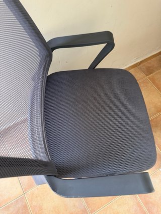 Silla ergonómica gris