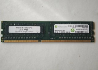 Procesador Intel i5 y 2 Módulos RAM 4GB