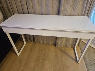Escritorio IKEA Bestå Burs Blanco Brillante
