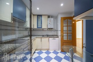 Piso en alquiler en Palos de Moguer en Madrid