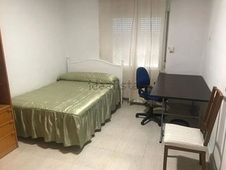 Piso en alquiler en Hospitales - Campus en Salamanca