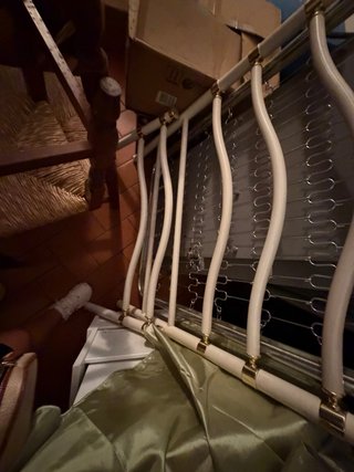 Cama cómoda 1 plaza metal y plástico