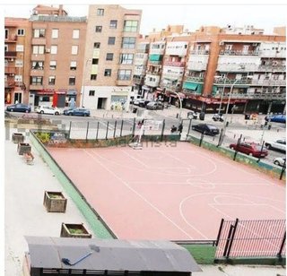 Piso en alquiler en Pueblo Nuevo en Madrid