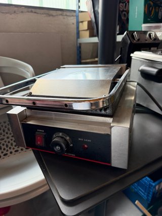 Plancha de hostelería profesional