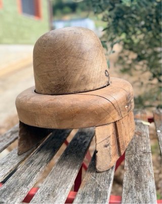 Molde de madera para sombreros