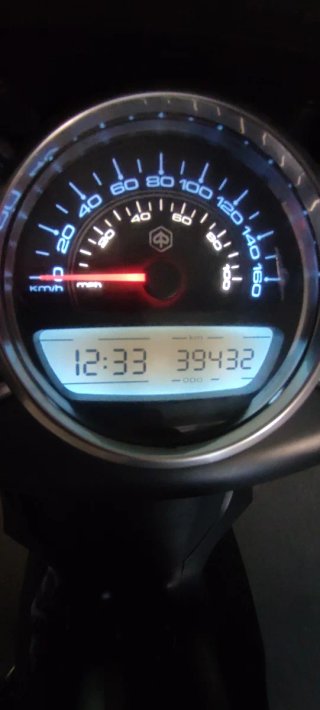 Piaggio Beverly 125cc Maxi Scooter Negra