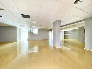 Local comercial en alquiler en Altozano - Conde Lumiares en Alicante