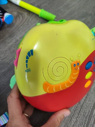 Móvil musical cuna con luces y juguetes