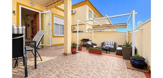 Chalet en venta en Playa Flamenca - Punta Prima en Orihuela
